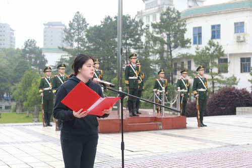 retouch_2022051611455811