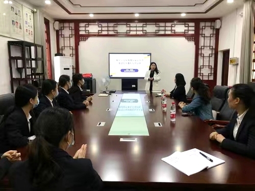 安博官网app:服务地方再发力 开展外语及外事礼仪培训